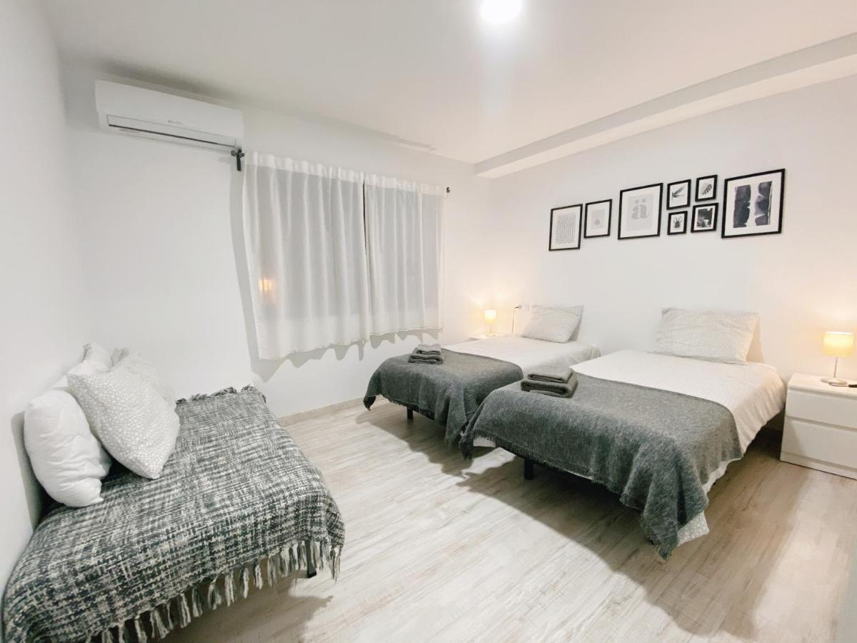 Gmc Turistics - Great Apartment For Groups & Families Malaga Exterior photo