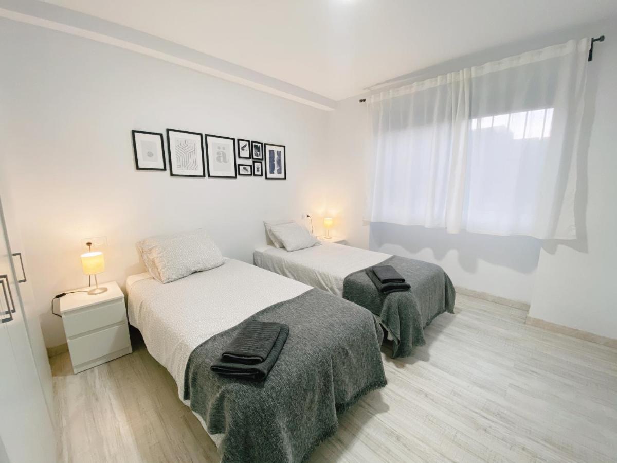 Gmc Turistics - Great Apartment For Groups & Families Malaga Exterior photo